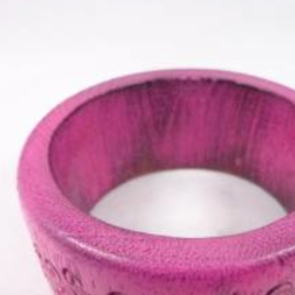 Sir Alistair Rai Fuchsia wood bangle bracelet - Picture 3 of 4
